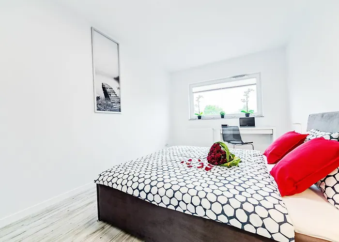 Hotell Homely Place Centrum *